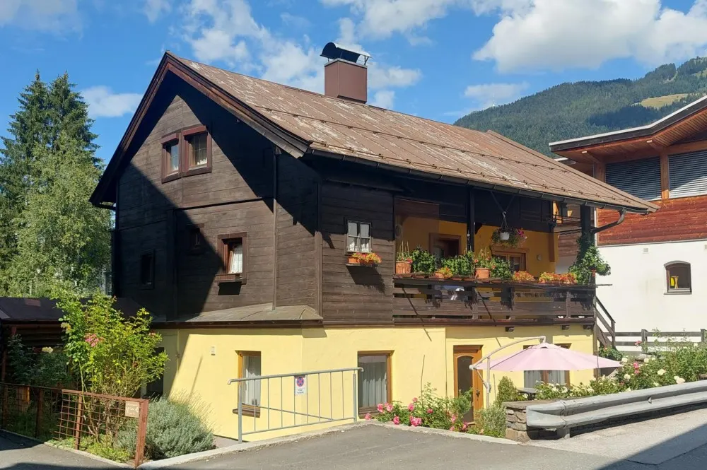 KITZIMMO-Stadthaus in Innenstadtlage kaufen - Immobilien Kitzbühel.