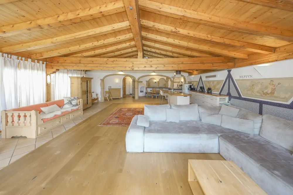KITZIMMO-Großzügiges Haus mit 3 Wohnungen mieten - Immobilien St. Johann.