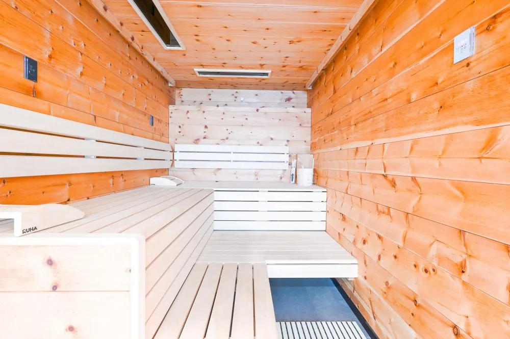 KITZIMMO-Luxuswohnung mit Pool in Alleinlage - Immobilien St. Johann in Tirol.