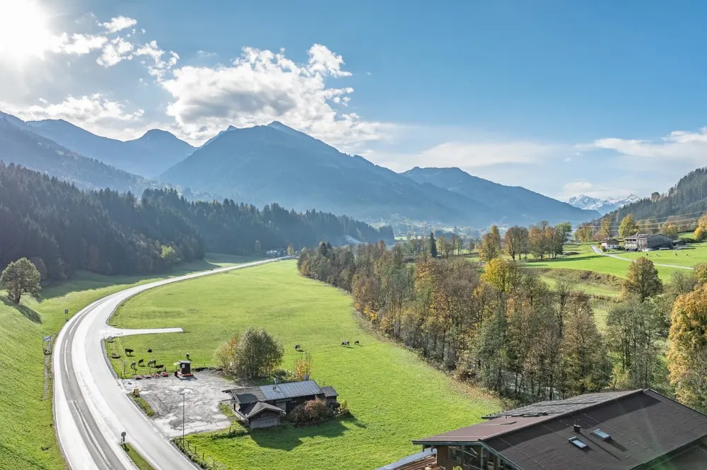 KITZIMMO-Gewerbegrundstück in Toplage kaufen - Immobilien Aurach bei Kitzbühel.