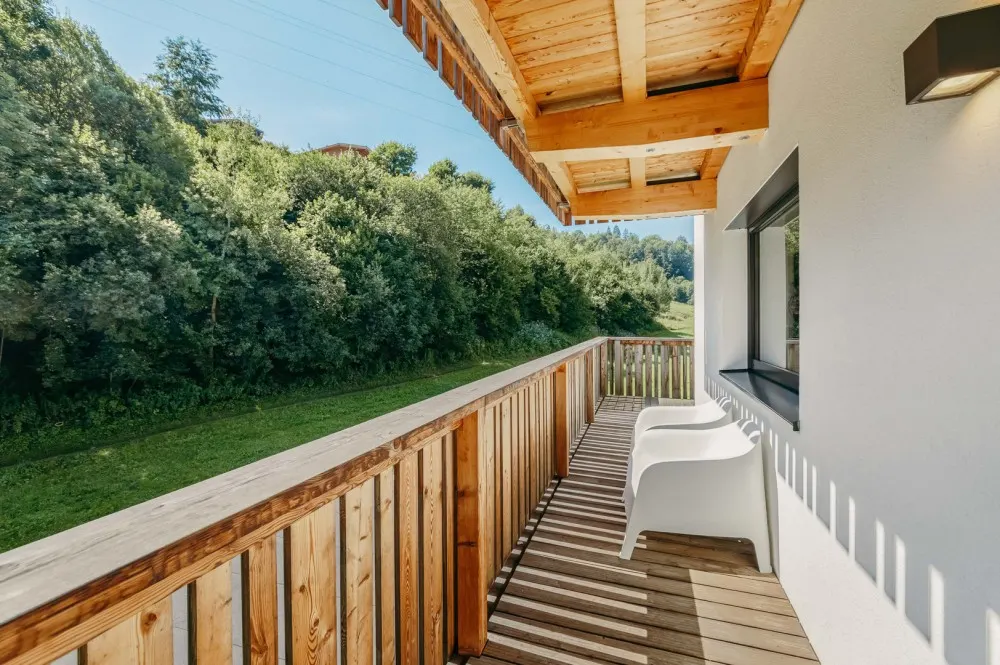 KITZIMMO-Exklusive Wohnung mit Panoramaterrasse in Skiliftnähe - Immobilien St. Johann.
