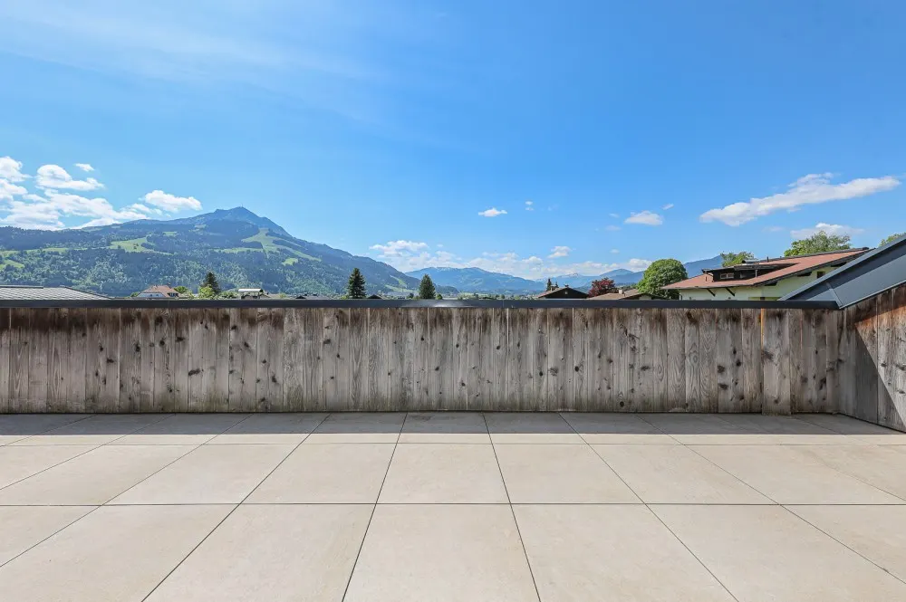 KITZIMMO-Luxus-Penthouse mit Kaiserblick kaufen - Immobilien St. Johann.