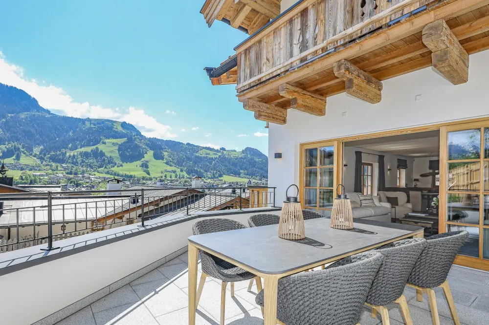 KITZIMMO-Luxusvilla in Toplage am Sonnberg kaufen - Immobilien Kitzbühel.