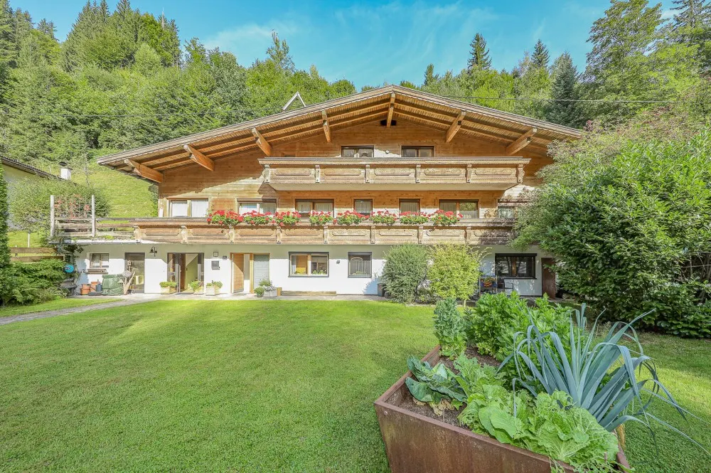 KITZIMMO-Mehrfamilienhaus Apartmenthaus kaufen - Immobilien Hopfgarten.