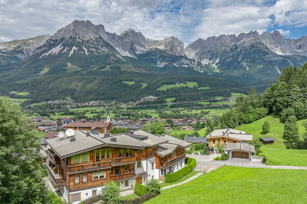 KITZIMMO-Exklusive Wohnung in luxuriöser Anlage mit Indoorpool kaufen - Immobilien Ellmau.