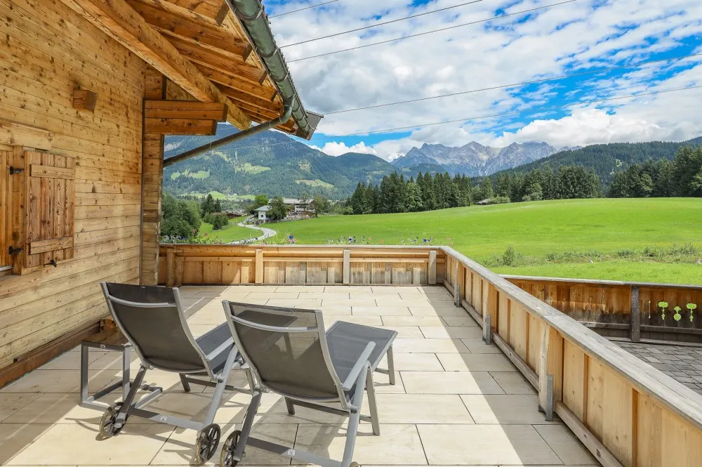 KITZIMMO-Freizeitwohnsitz in Ruhelage mit traumhaftem Ausblick kaufen - Immobilien Fieberbrunn.