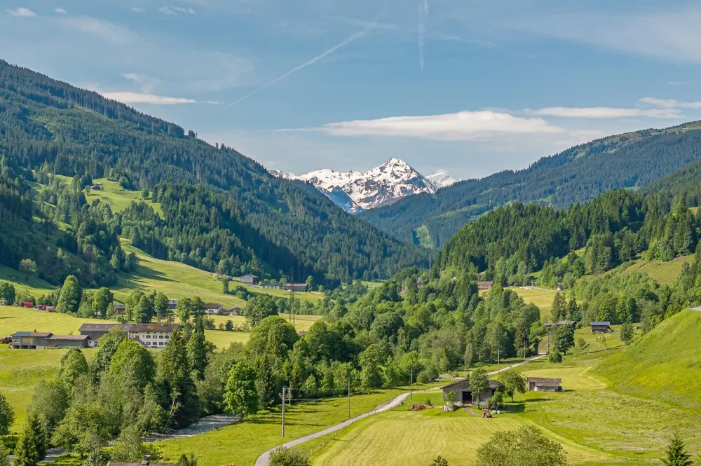 KITZIMMO-Dachgeschosswohnung im Bauernhaus mit touristischer Widmung - Immobilien Jochberg.