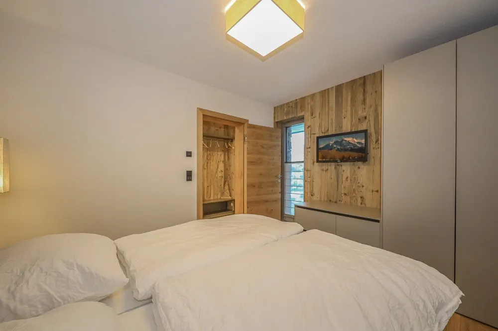 KITZIMMO-Exklusive Luxusvilla mit Kaiserblick in Toplage - Immobilien Going.-2-36