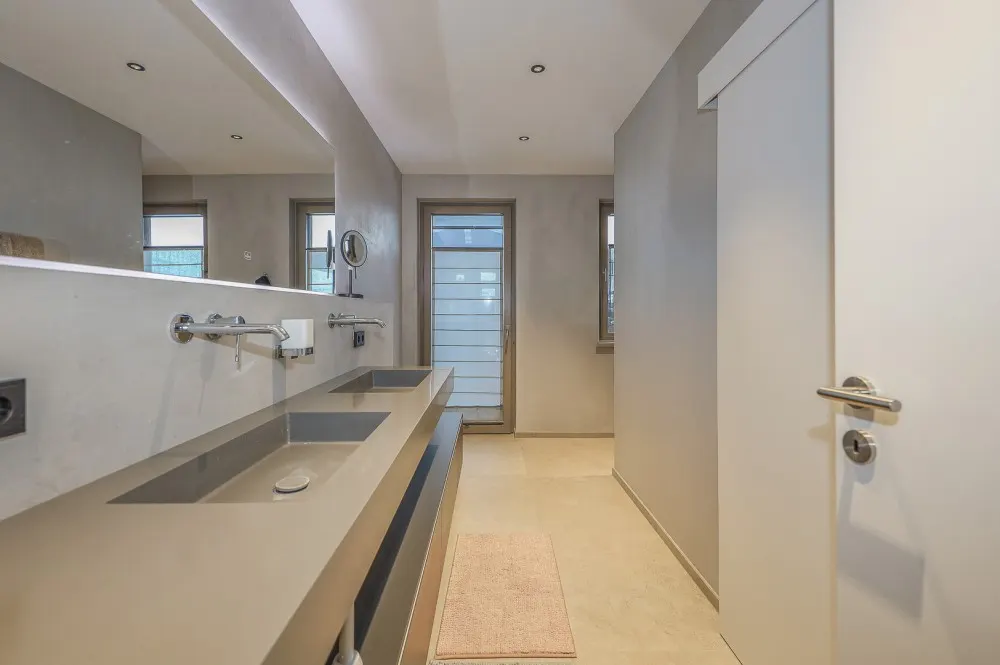 KITZIMMO-Exklusive Luxusvilla mit Kaiserblick in Toplage - Immobilien Going.-2-23