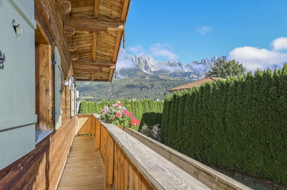 KITZIMMO-Alpenchalet in sonniger Ruhelage mit Kaiserblick - Immobilien Ellmau.-30