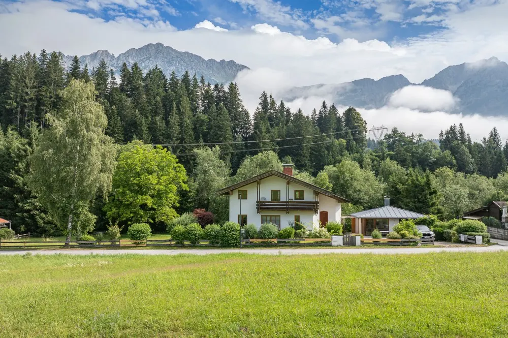 KITZIMMO-Einfamilienhaus mit großem Grundstück kaufen - Immobilien Söll.-5
