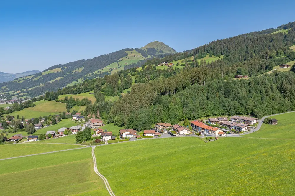 KITZIMMO-Eckreihenhaus in sonniger Ruhelage mit Panorama-Ausblick - Immobilien Brixen.