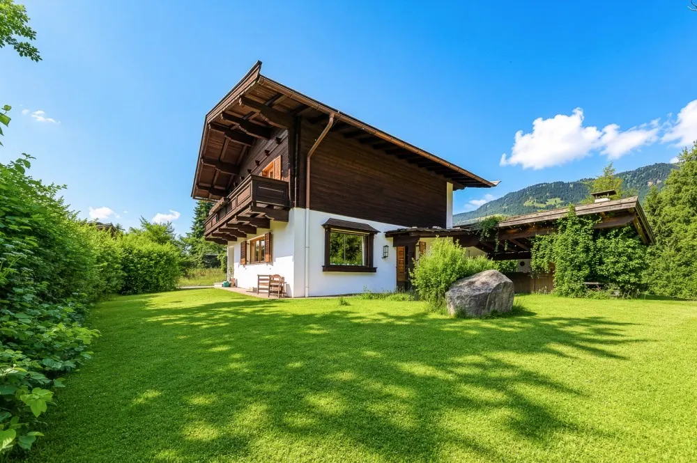 KITZIMMO-Baugrundstück mit Altbestand auf der Bichlalm kaufen - Immobilien Kitzbühel.-1-4-4