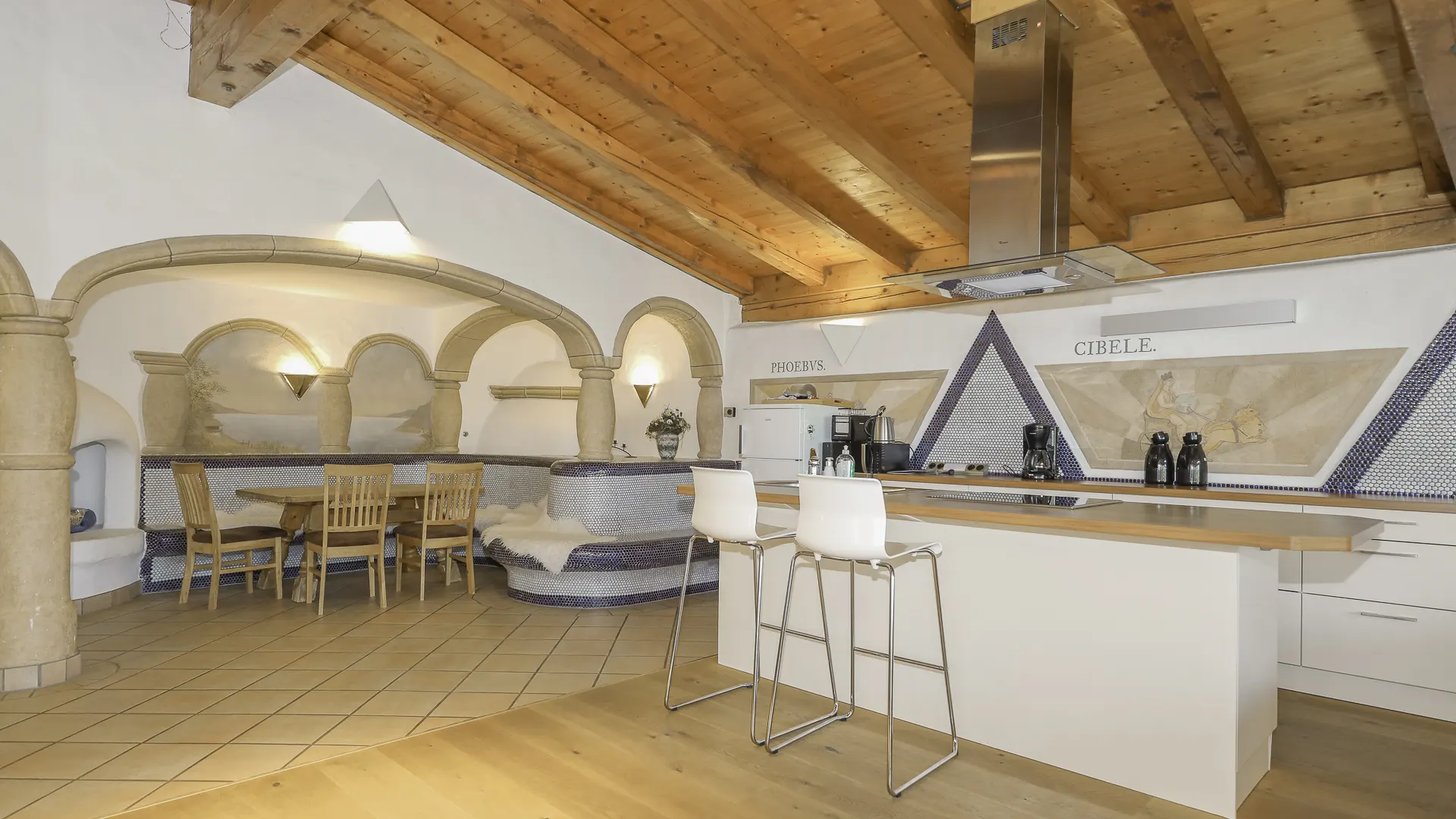 KITZIMMO-Großzügiges Haus mit 3 Wohnungen mieten - Immobilien St. Johann.