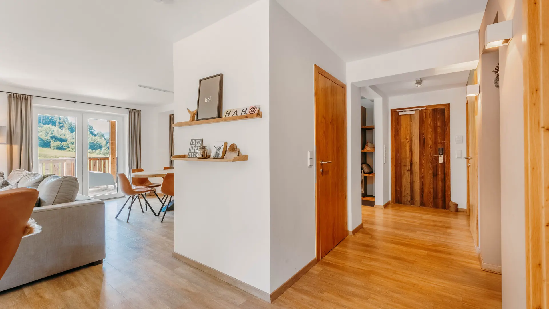 KITZIMMO-Exklusive Wohnung mit Panoramaterrasse in Skiliftnähe - Immobilien St. Johann.