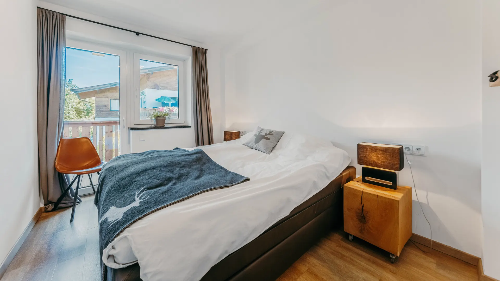KITZIMMO-Exklusive Wohnung mit Panoramaterrasse in Skiliftnähe - Immobilien St. Johann.