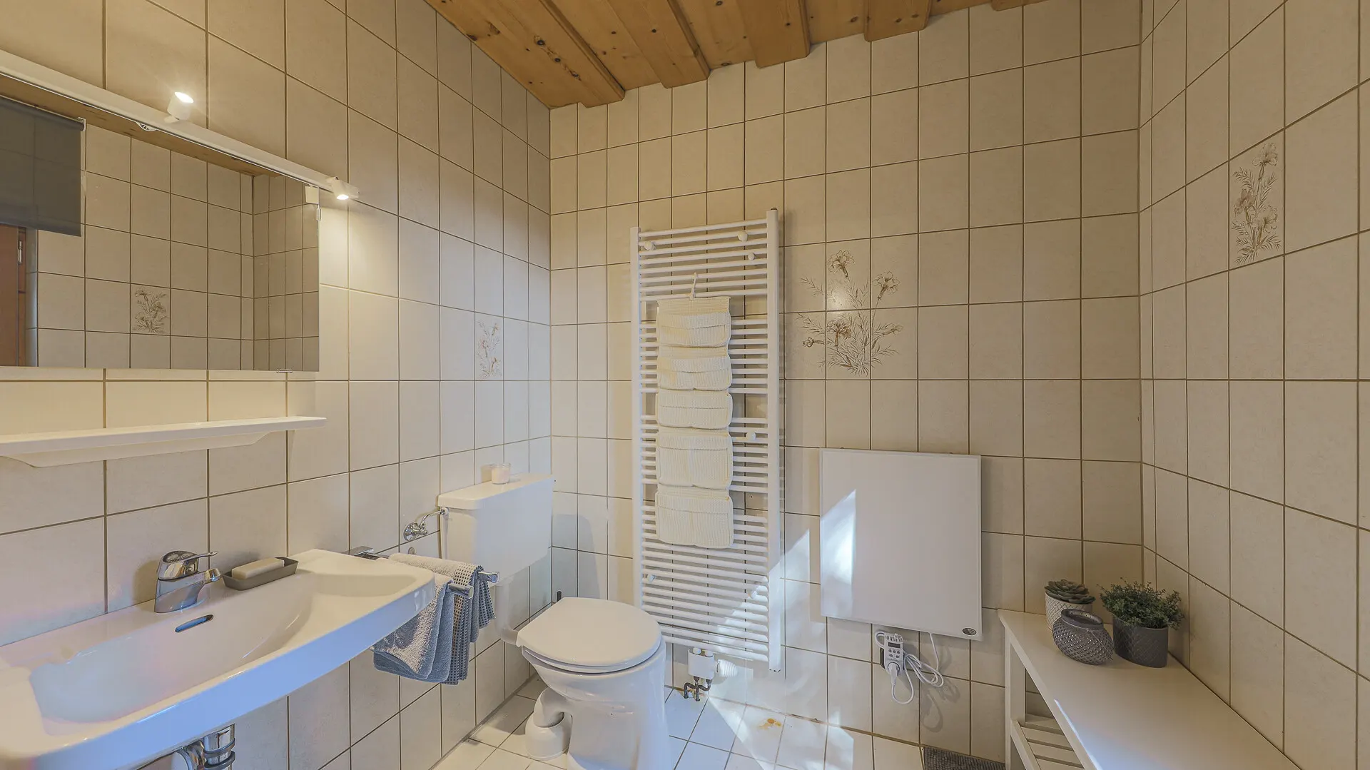 KITZIMMO-Berghütte in Alleinlage in den Kitzbüheler Alpen kaufen.