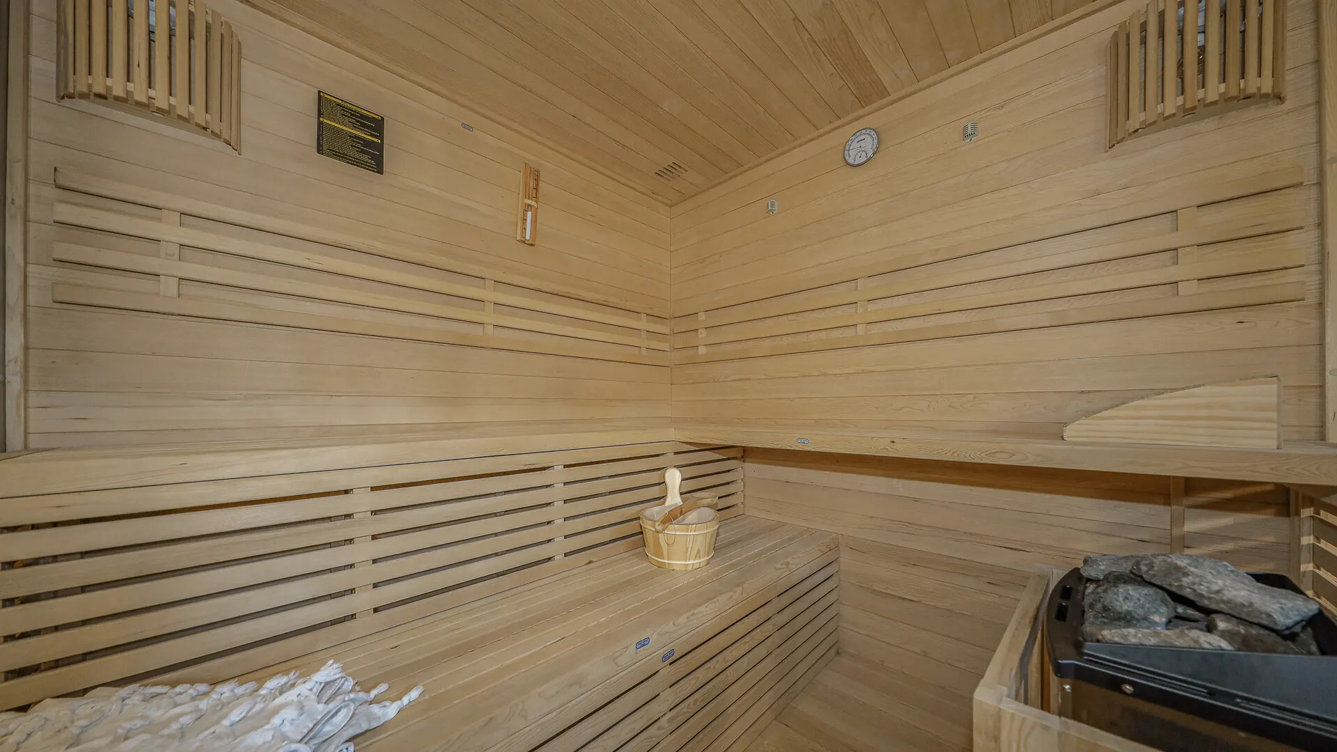 KITZIMMO-Exklusives Haus in sonniger Lage kaufen - Immobilien Kitzbühel.-33