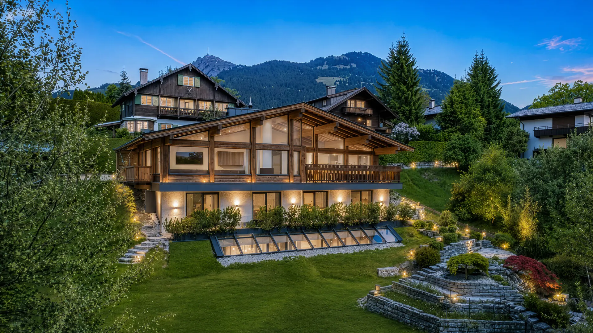 KITZIMMO-Luxusvilla mit Indoorpool in Toplage - Immobilien Kitzbühel.