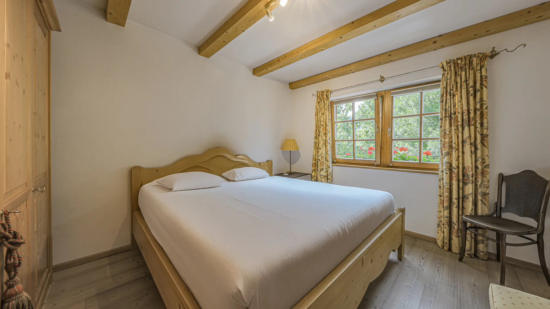 KITZIMMO-Großzügige Wohnung mit schönem Ausblick in Zentrumslage - Immobilien Kitzbühel.-9