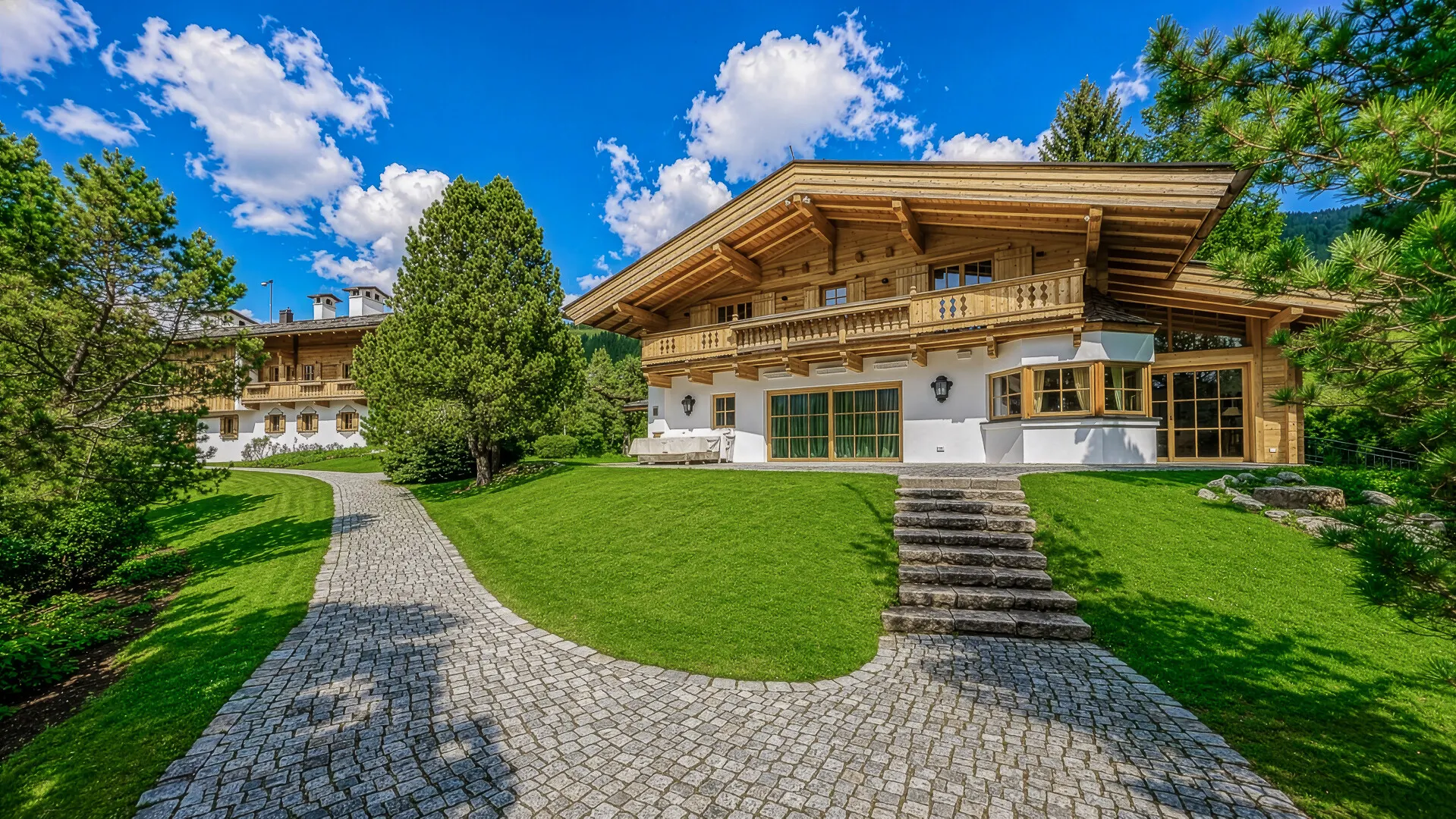 KITZIMMO-Einzigartiges Luxus-Anwesen in Toplage kaufen - Immobilien Kitzbühel.