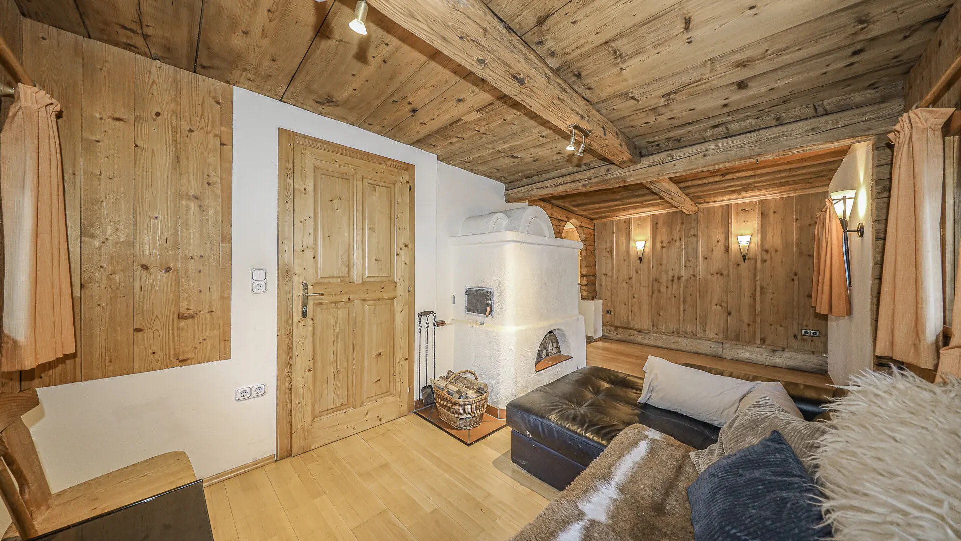 KITZIMMO-Historischen Anwesen mit 3.800 m² Grund in Ruhelage - Immobilien Jochberg.-2