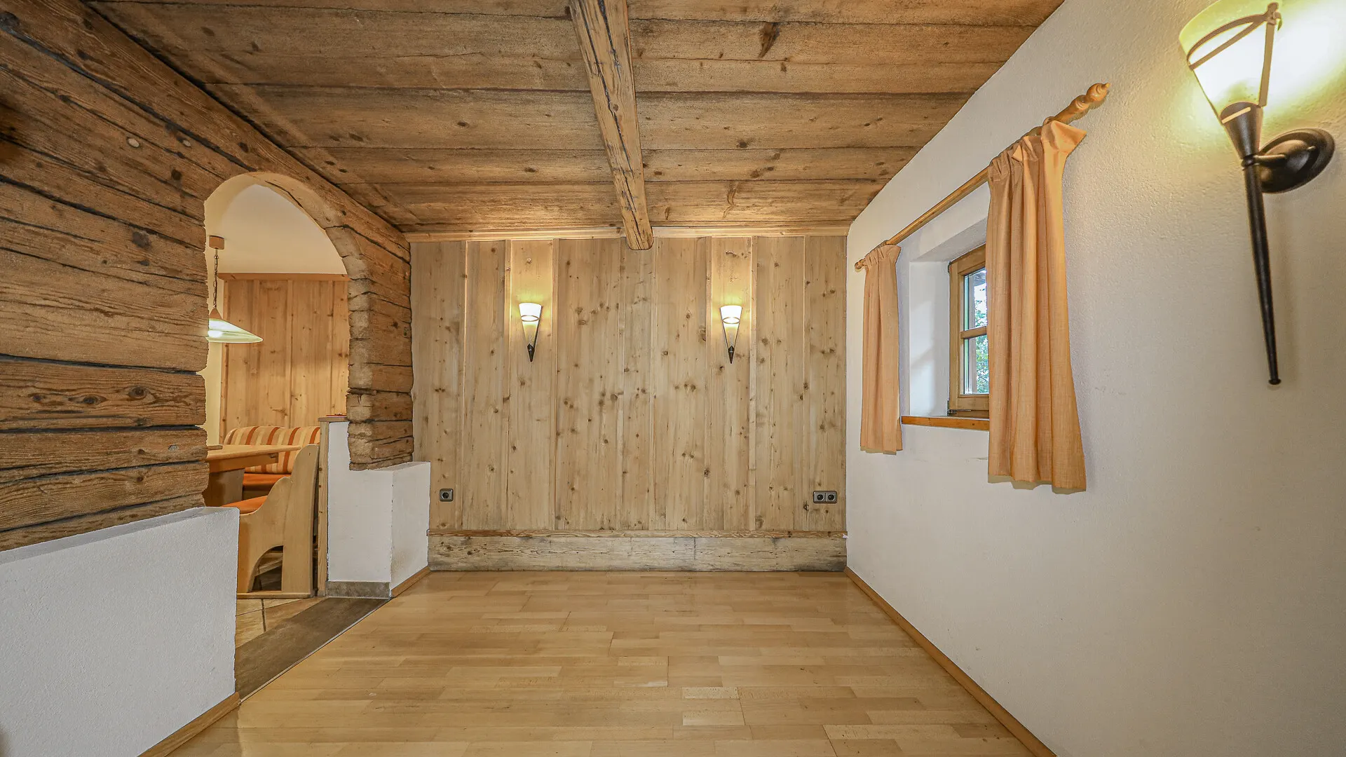 KITZIMMO-Historischen Anwesen mit 3.800 m² Grund in Ruhelage - Immobilien Jochberg.-3