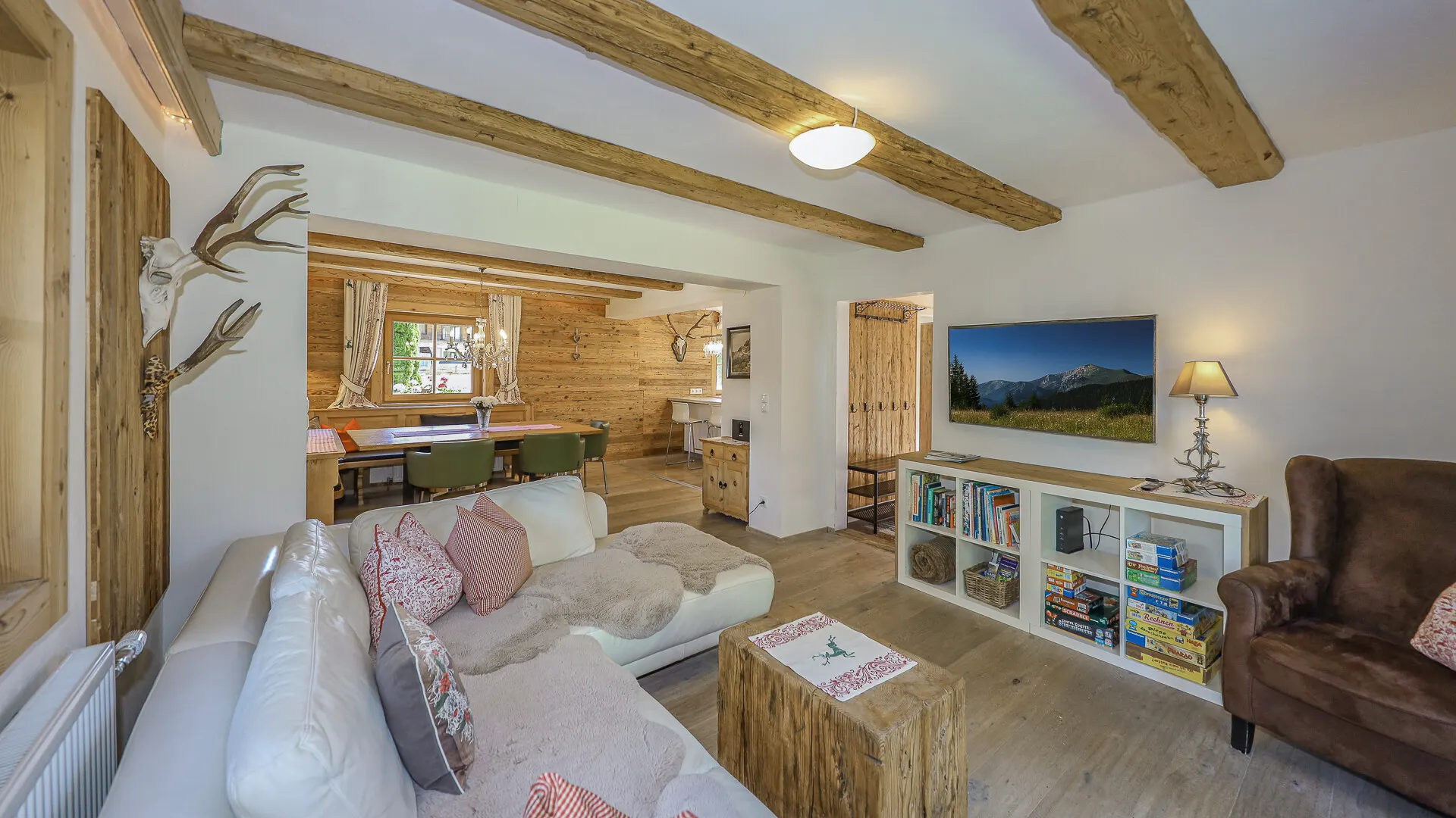 KITZIMMO-Alpenchalet in sonniger Ruhelage mit Kaiserblick - Immobilien Ellmau.-20