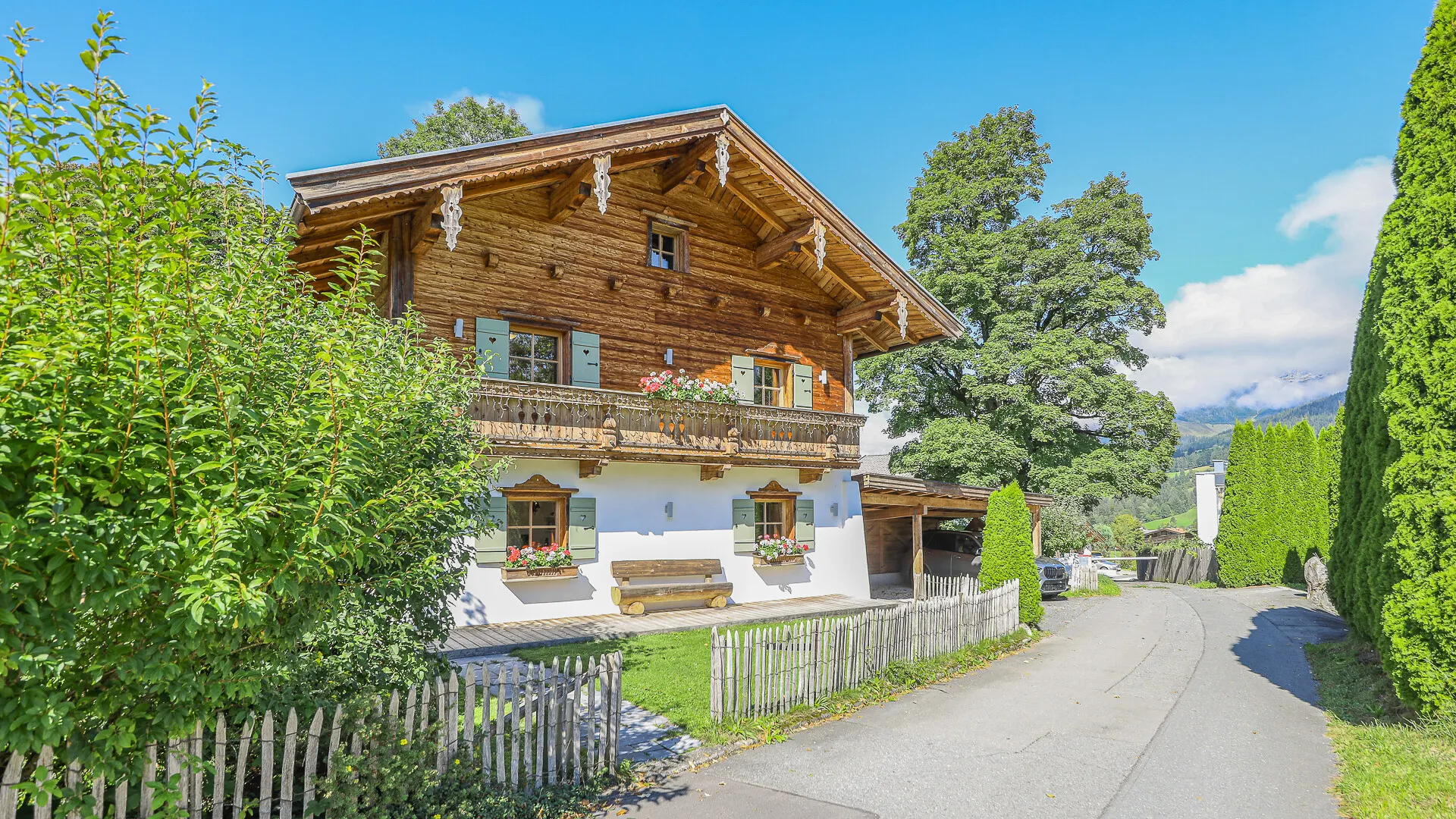 KITZIMMO-Alpenchalet in sonniger Ruhelage mit Kaiserblick - Immobilien Ellmau.-7