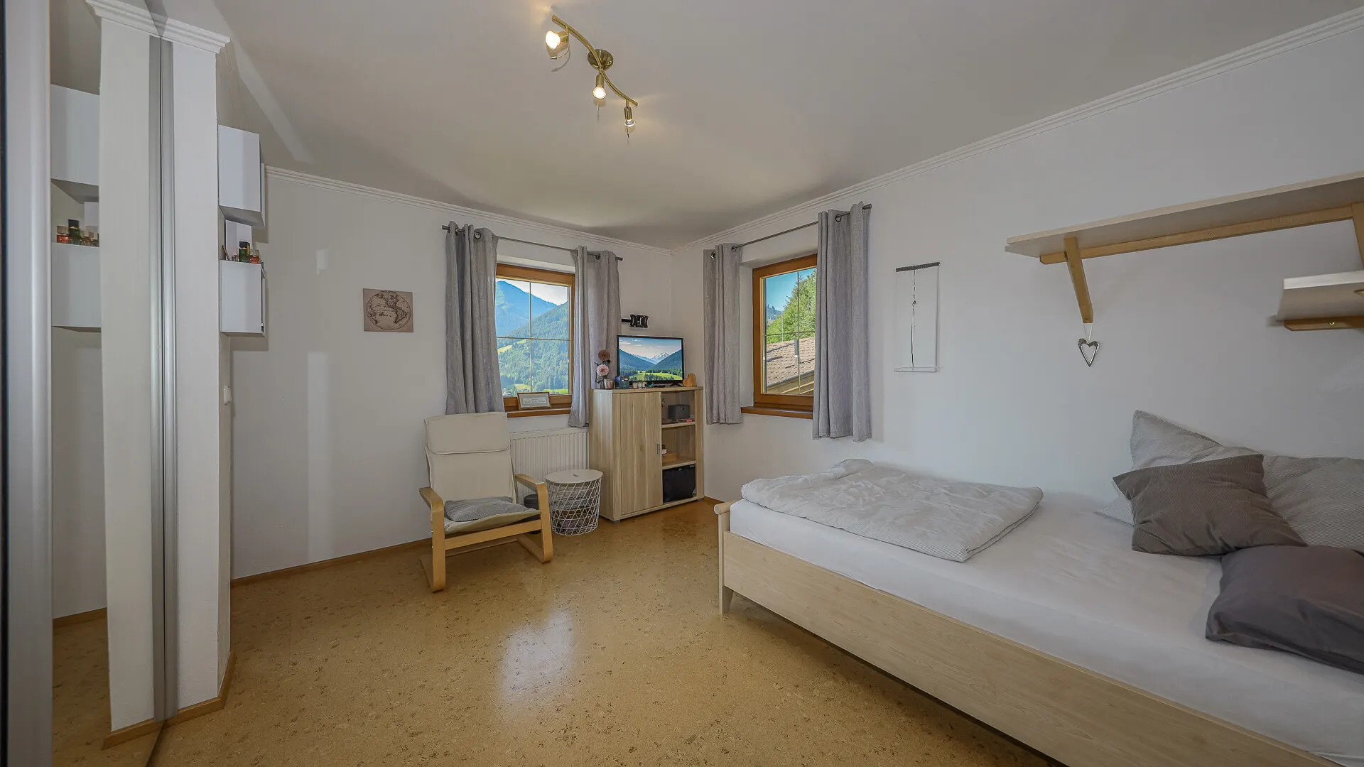 KITZIMMO-Eckreihenhaus in sonniger Ruhelage mit Panorama-Ausblick - Immobilien Brixen.