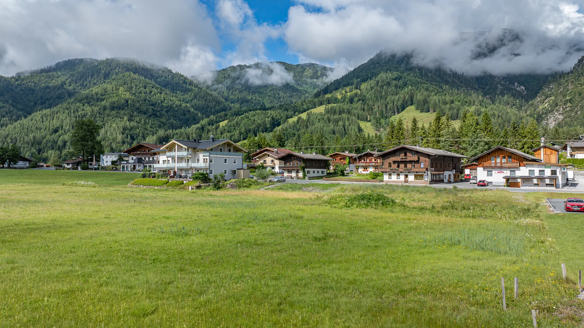 KITZIMMO-Grundstück mit Baugenehmigung für 15 Wohnungen & 1 Geschäft - Immobilien St. Ulrich.-5