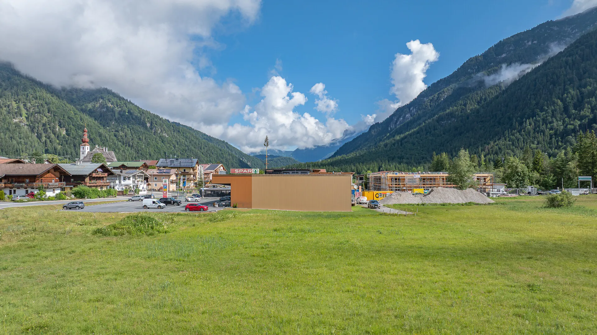KITZIMMO-Grundstück mit Baugenehmigung für 15 Wohnungen & 1 Geschäft - Immobilien St. Ulrich.-7