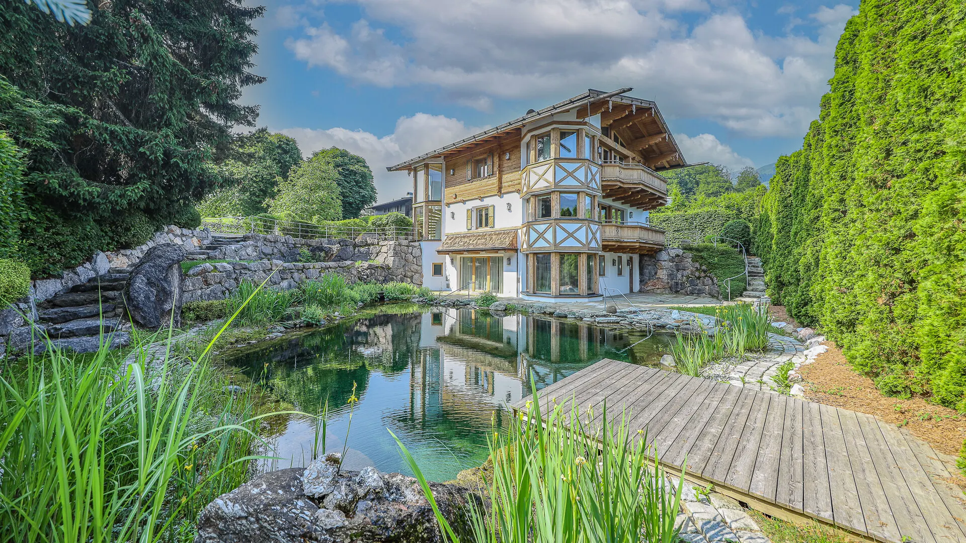 KITZIMMO-Exklusive Luxusvilla mit Freizeitwohnsitz auf der Bichlalm - Immobilien Kitzbühel.